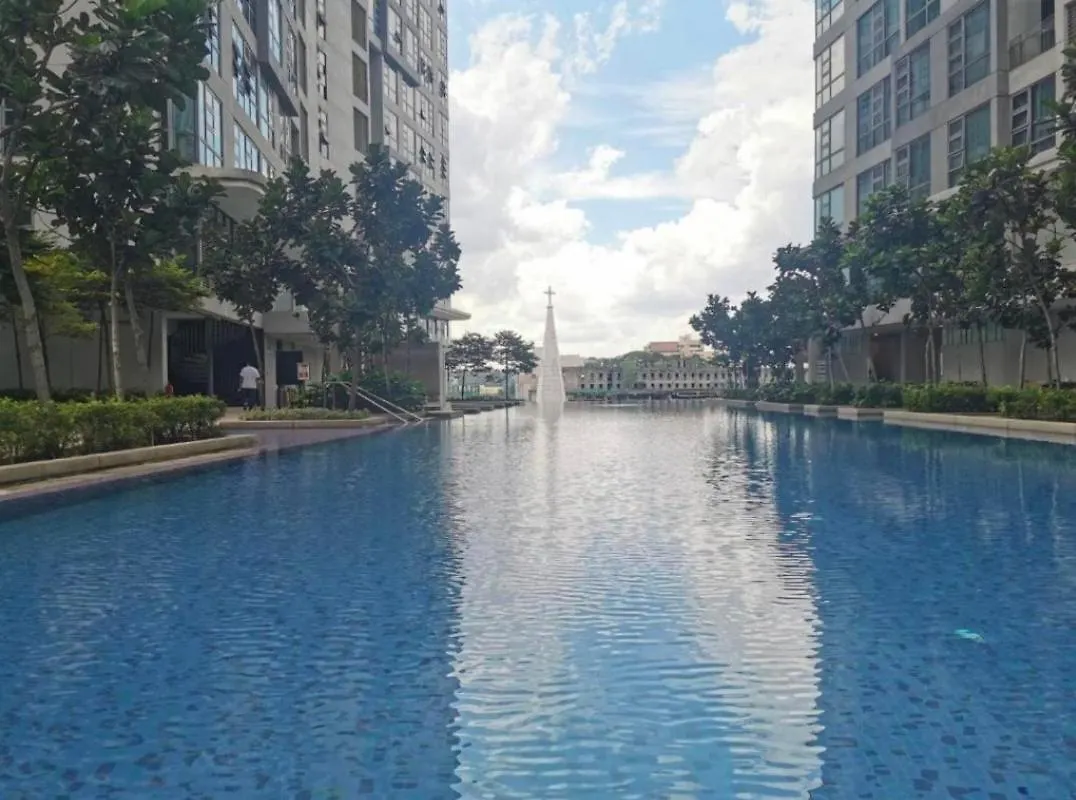 Rr Home Stay At The Robertson Kuala Lumpur