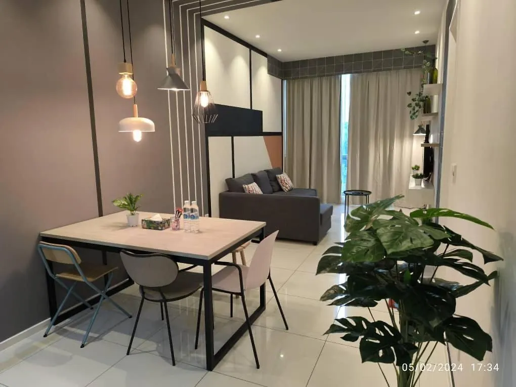 Rr Home Stay At The Robertson Kuala Lumpur 0*,